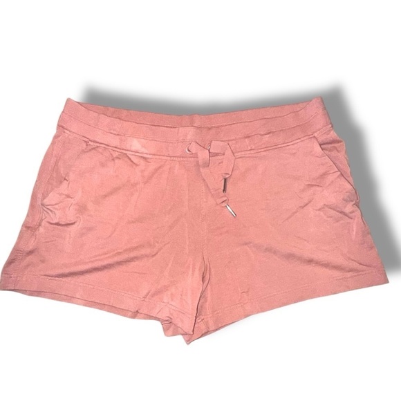 Athleta Pants - ATHLETA Balance 4” Shortie Shorts - Palmer Pink XL